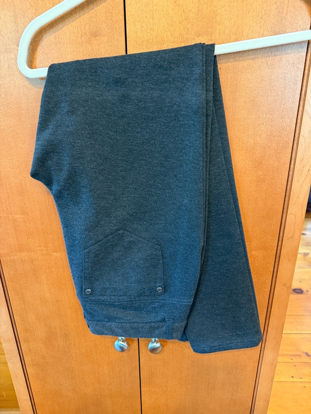 Vince Camuto Dark Charcoal Pants size 30/10